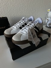 adidas Sneaker