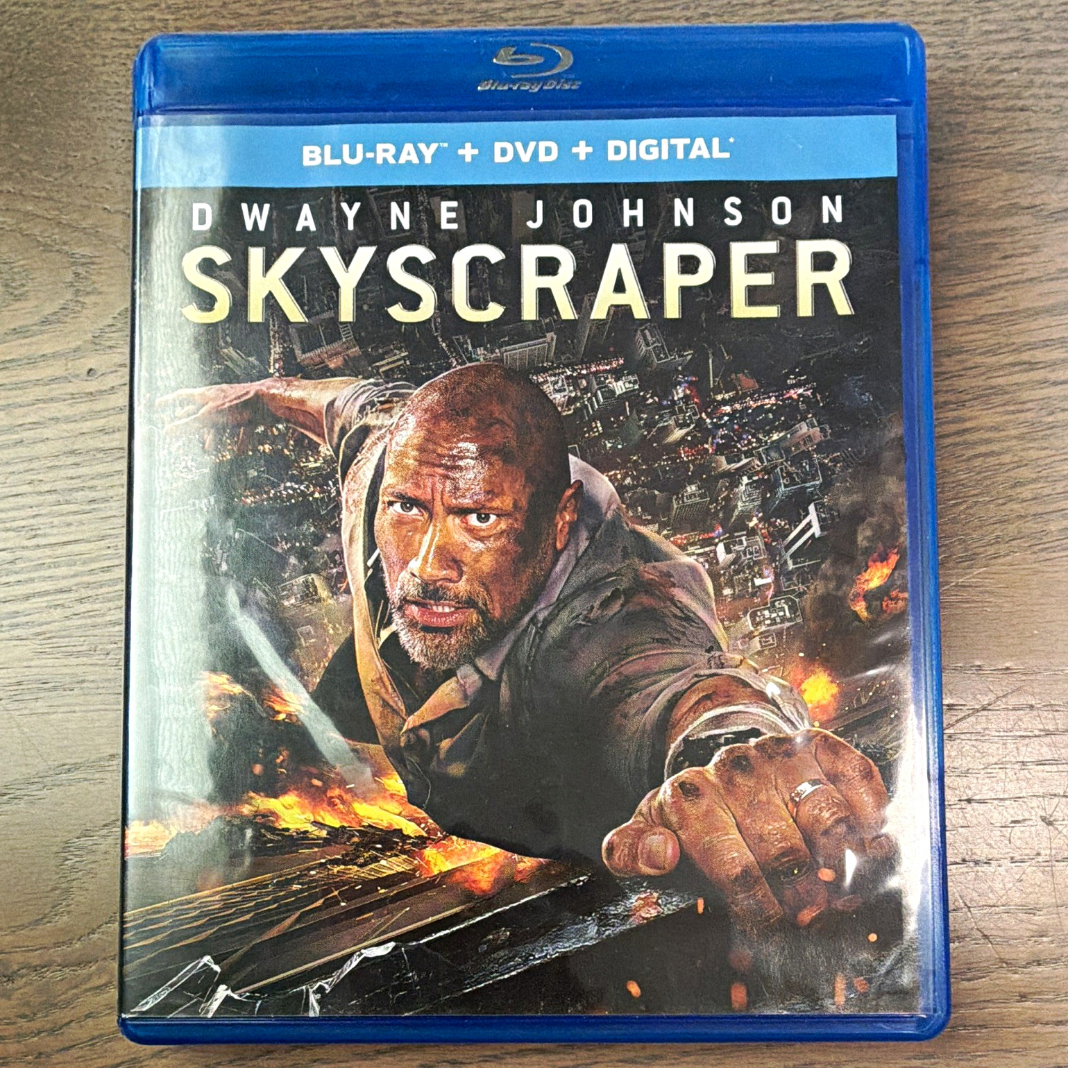 Universal Skyscraper (2018) Blu-ray PG-13 Dwayne Johnson Movie Blu-ray Case