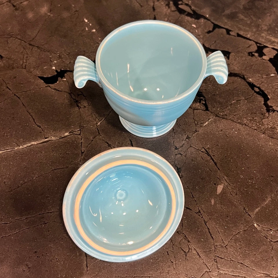 Vintage Fiesta Turquoise Blue Sugar Bowl with Lid Homer Laughlin - Image 4 of 4