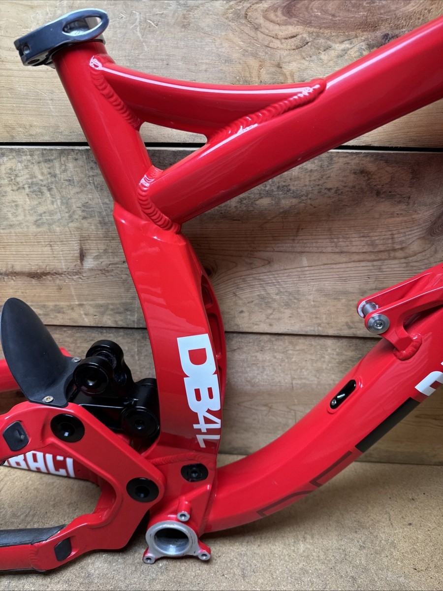 Diamondback DB8 26” DB4L Downhill Full Suspension Mountain Bike Frame DH8