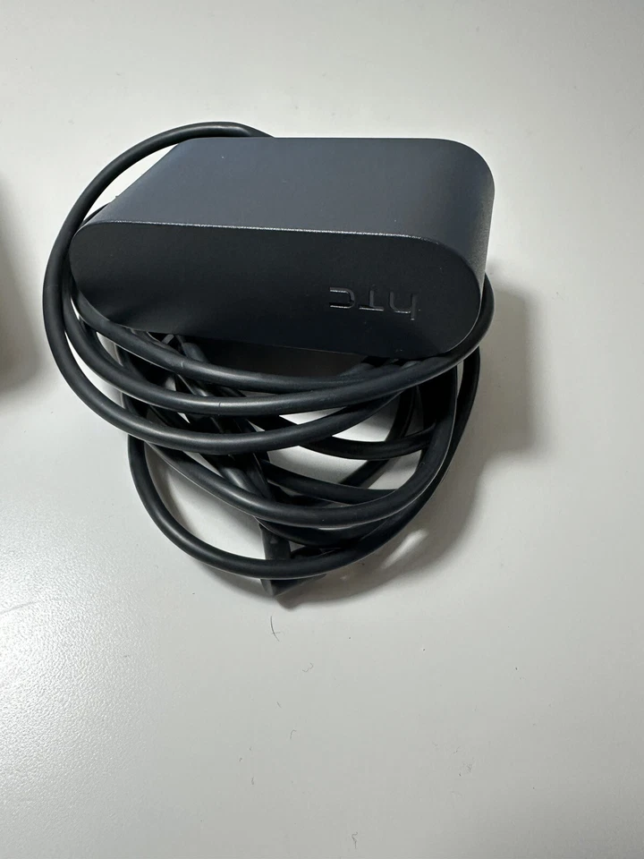HTC Vive VR Base Station 1.0 Lighthouse + Power Adapter - Tested - Image 4 of 4