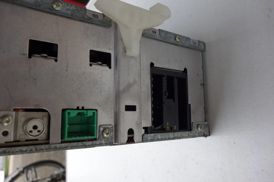 ⭐⭐✅ ✅Original Ford 6000CD RDS EON Wurzelholz mit Code 97AP-18C815-BC ✅ ✅⭐⭐ - Bild 3 von 3