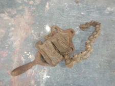 SMALL AMERICAN PIPE TOOL CO.  NO. 1 CHAIN PIPE VISE 