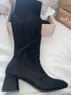 Essex Glam Woman’s Black Faux Suede Boots UK7 UK
