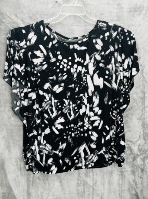 Simply Emma  Black / White Floral Short Sleeve  Pullover ￼Blouse Plus Size 2X