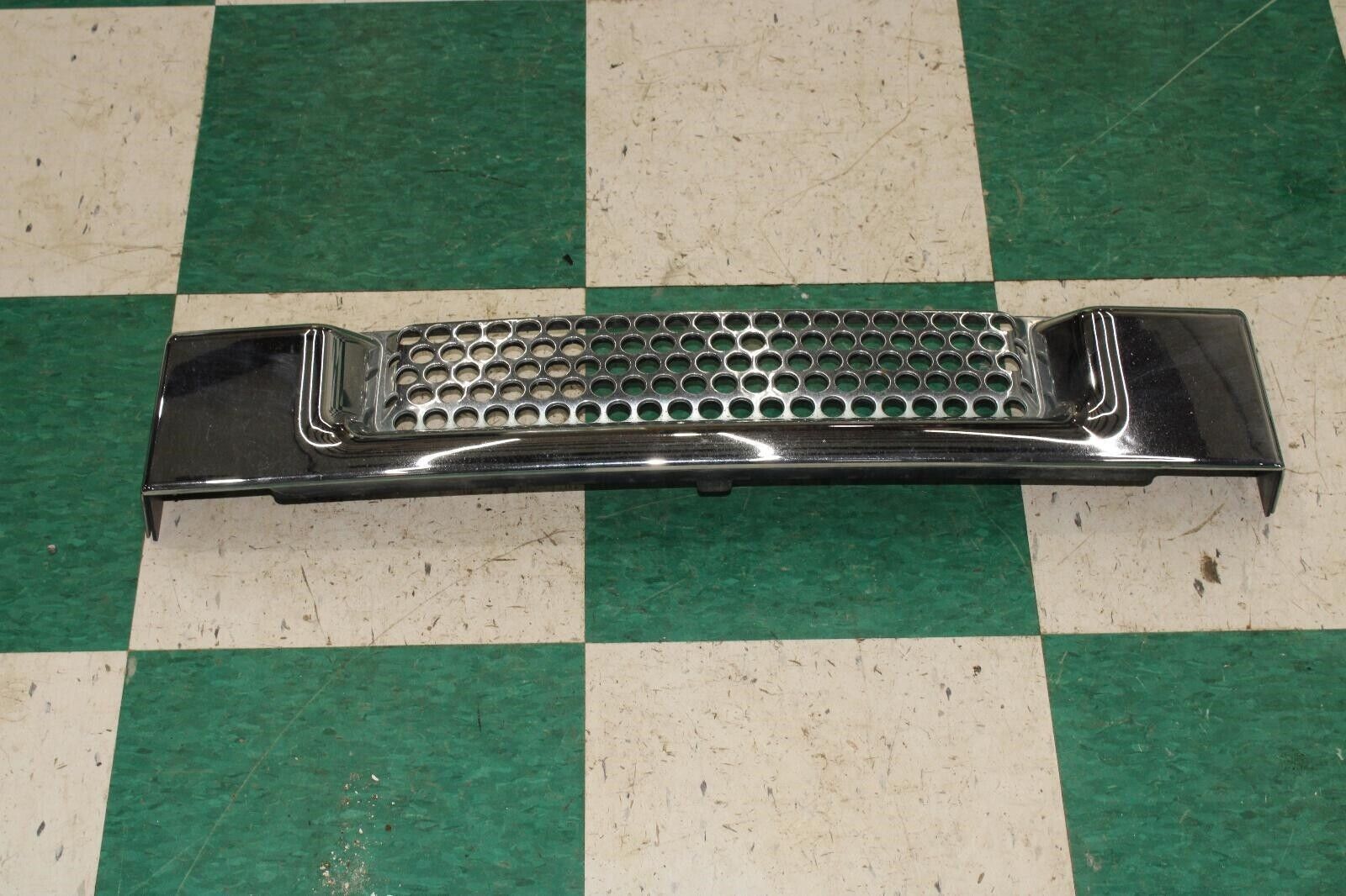 03-07 Hummer H2 Chrome Front End Radiator Lower Grille Grill Trim Panel