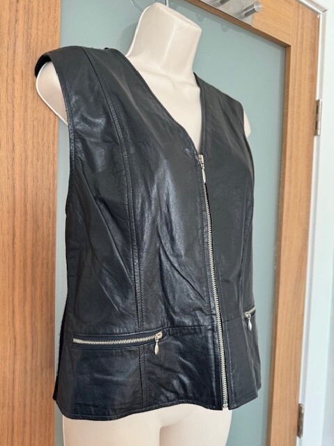 Vintage black leather vest women's medium NIPON studio zip up v neck