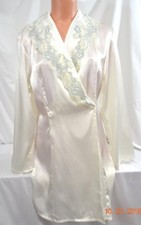 Victorias Secret Silky Satin Bed Jacket DOUBLE BREASTED Short ROBE NWT XS / S