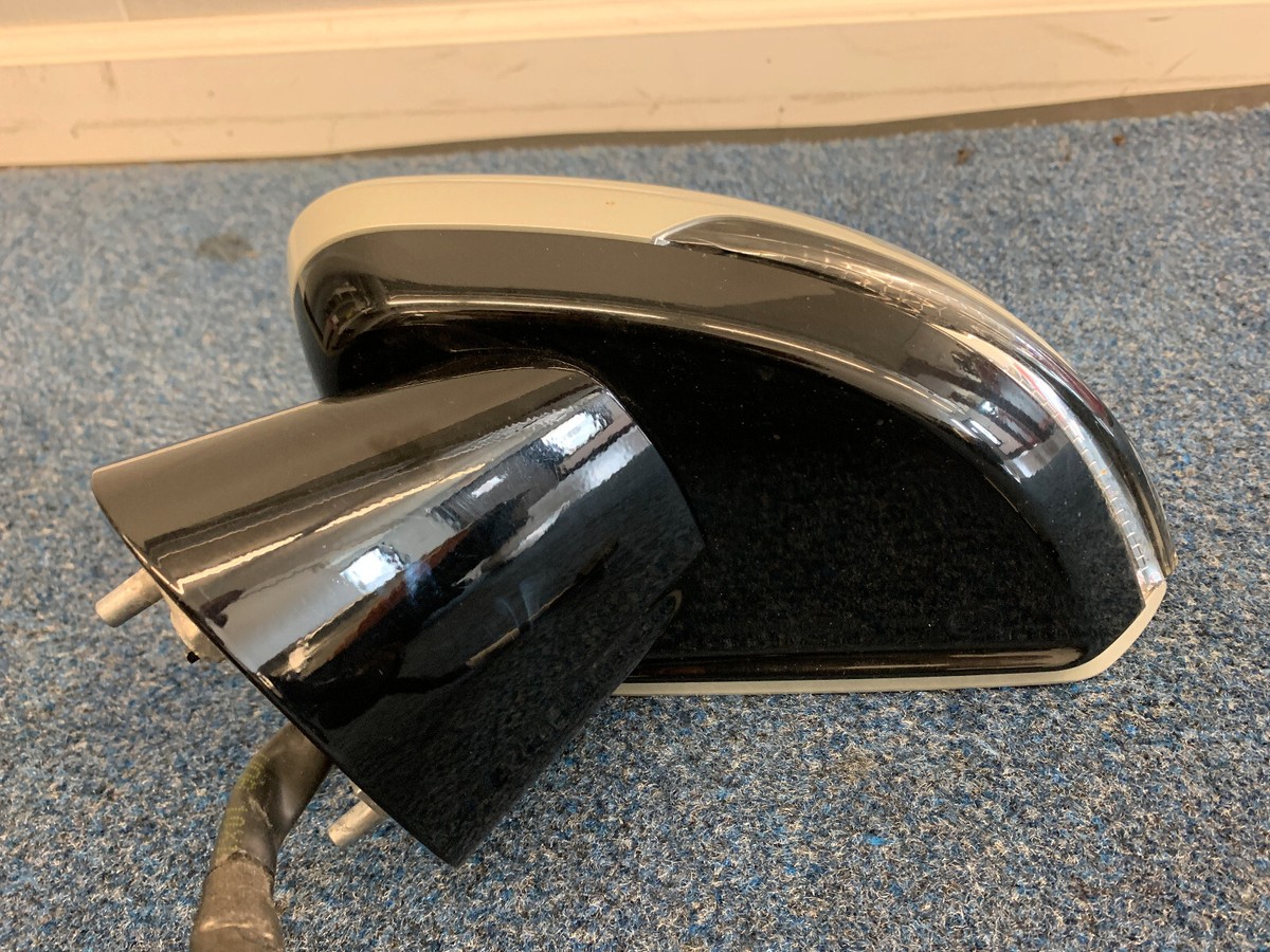 19-21 Volvo S60 V60 Left Side View Mirror Assembly 726 Birch Light