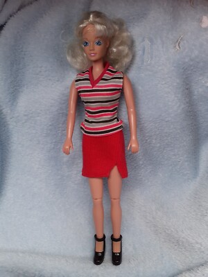 Giochi Preziosi walking doll tanya 1997