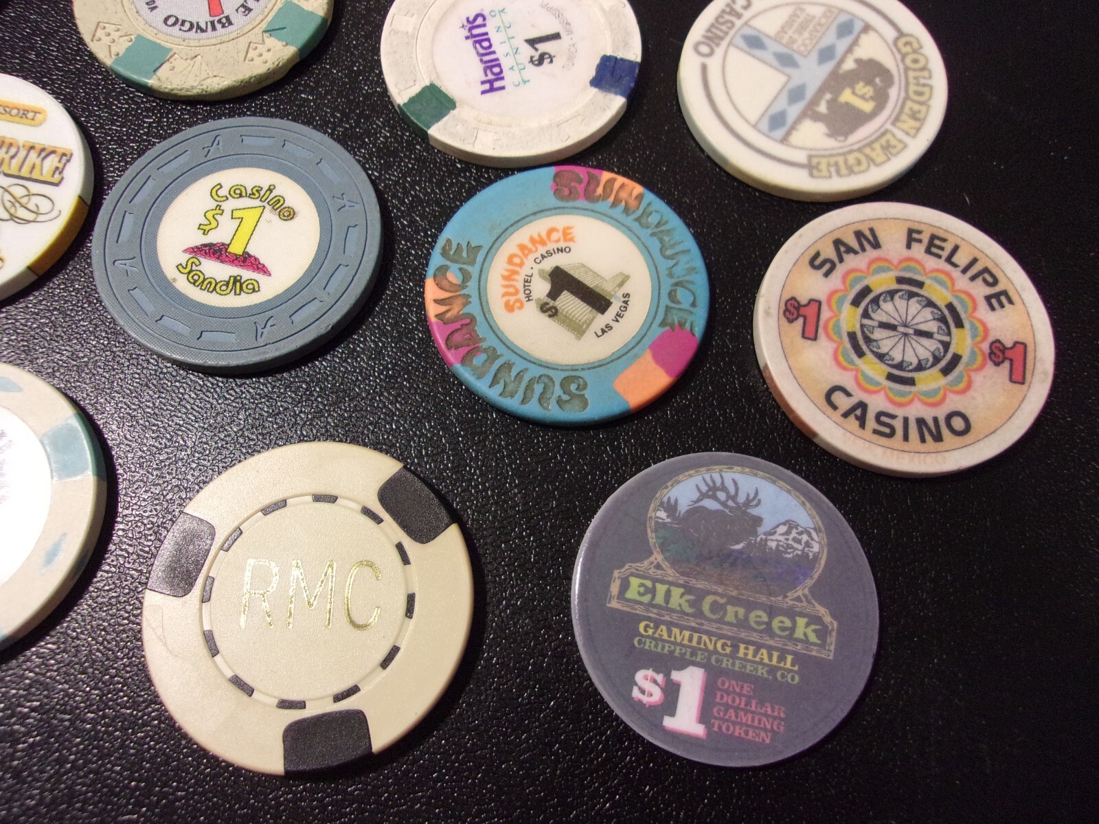 MIXED LOT of 20 1 casino gaming poker chips various hotel casinos