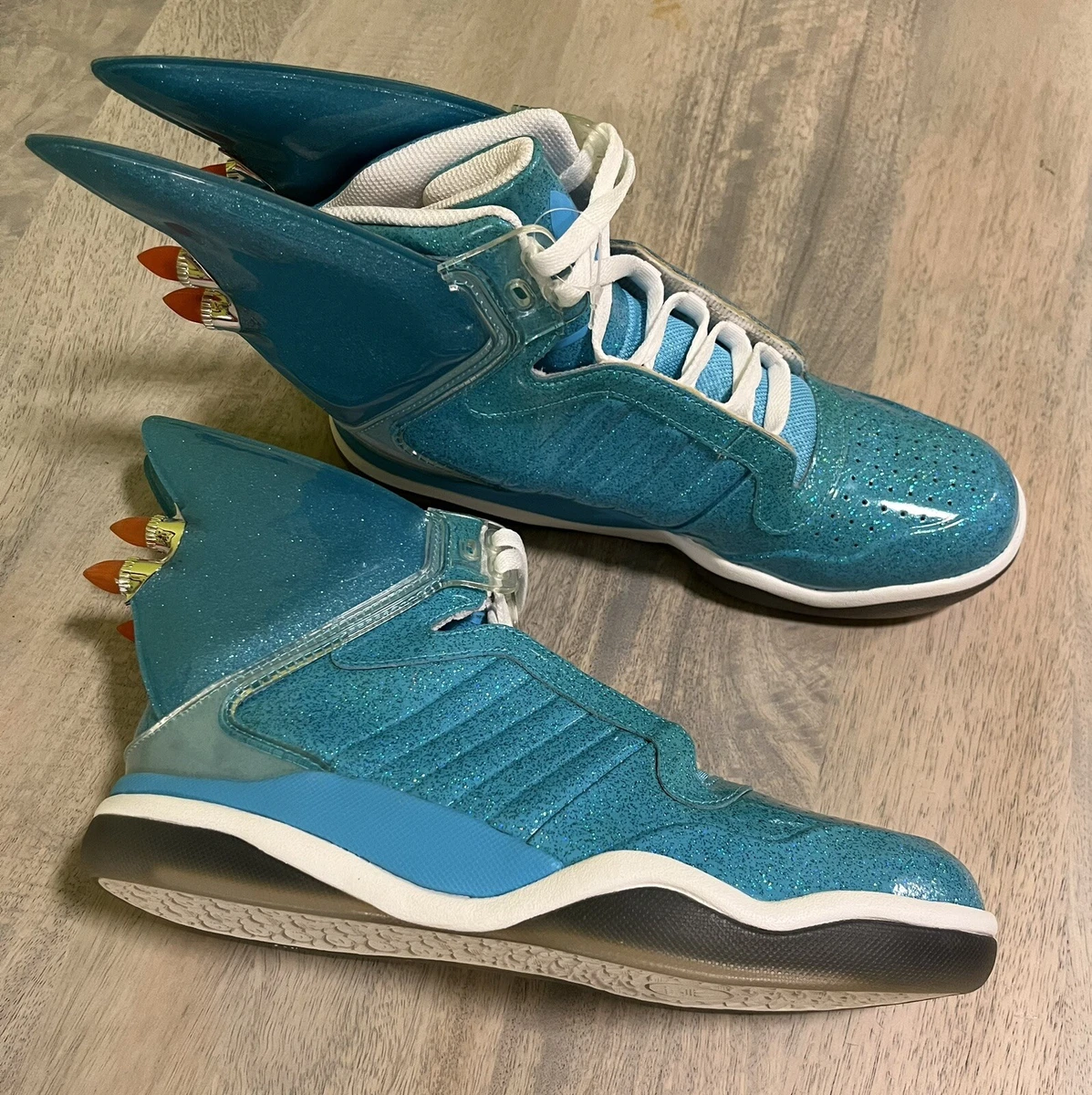 DEAD STOCK ADIDAS Jeremy Scott Shark Fin Light-Up Shoe Men 9 ROCKABILLY CADILLAC