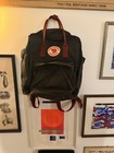 Fjällräven Kanken Rucksack Schultasche Schwarz Bordeaux mit Abnehmbaren Polstern