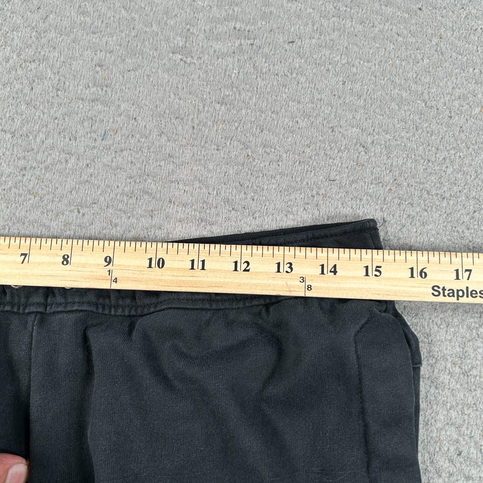 Nike Jogger Pants Men's Medium Black Tapered Leg Cropped Sports Jogging Workout thumbnail 10