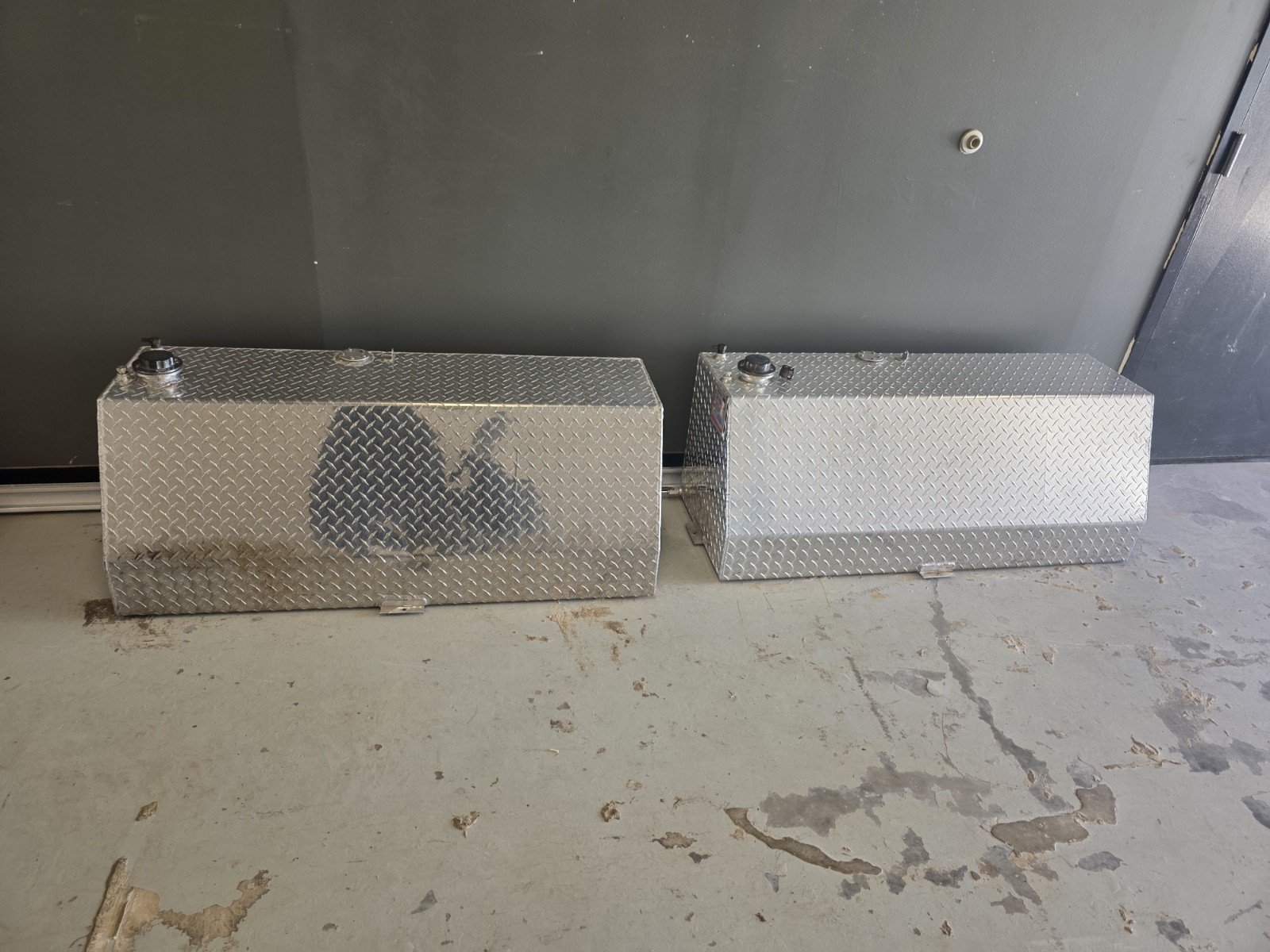 Auxiliary Pickup Fuel Tank