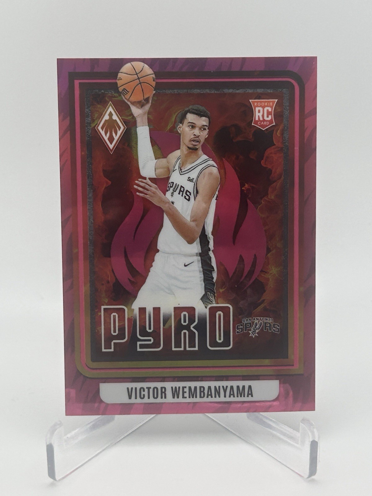 2023-24 Panini Phoenix Victor Wembanyama #5 Pink Pyro Rookie RC Spurs /99