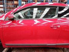 1K8831055F LINKE VORDERE TÜR / 5846948 FÜR VOLKSWAGEN SCIROCCO 137 1.4 TSI 11