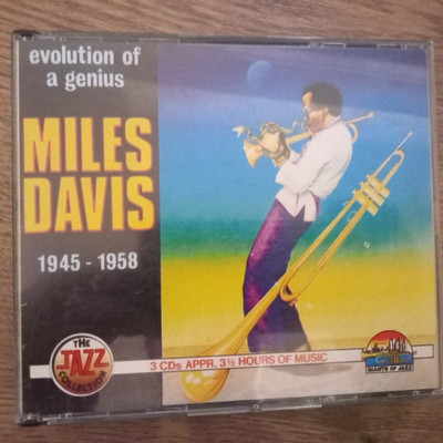 MILES DAVIS - Evolution Of A Genius 1945-1958 - 3CD BOX