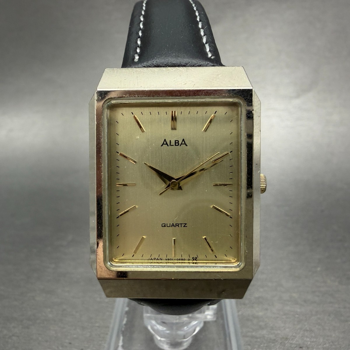 Seiko Alba Tank Watch Men 25mm Champagne Dial Gold Tone V801-5100