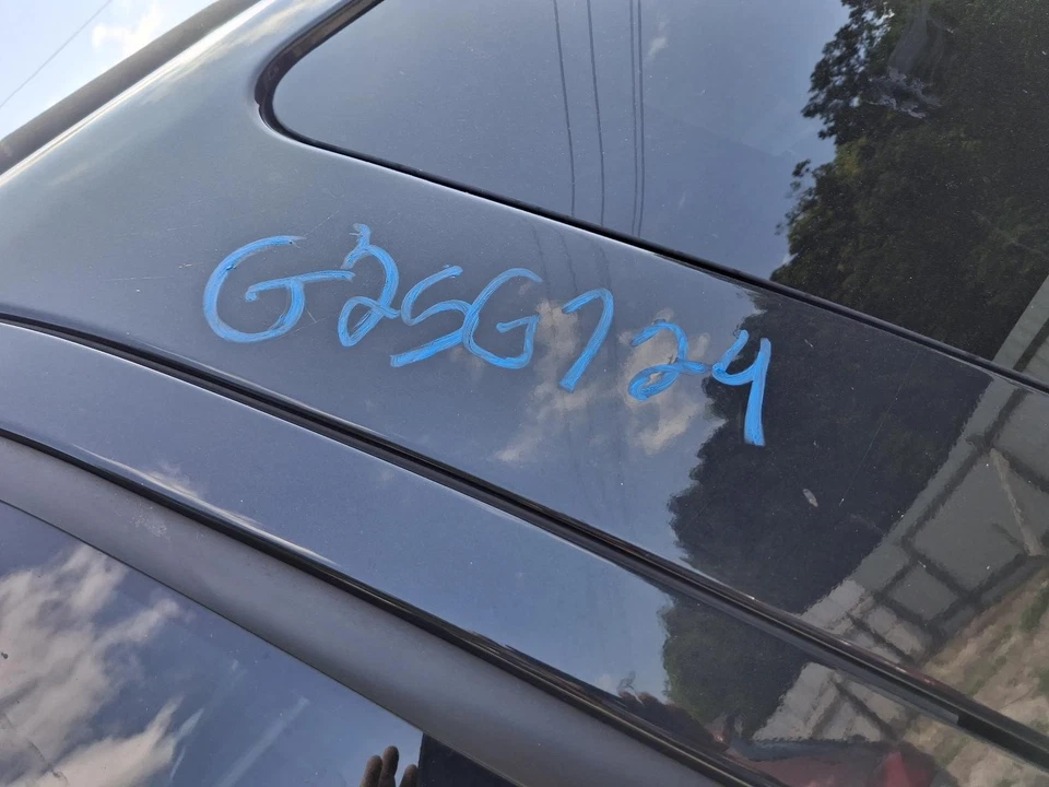 Used Air Cleaner Assembly fits: 2010 Ford Expedition 5.4L 3V from 02/15/10 Grade - Image 2 of 4