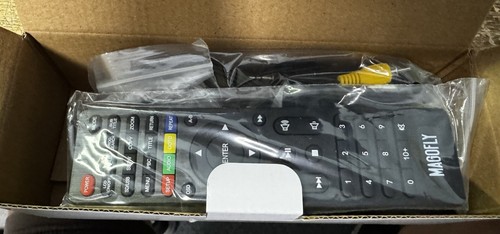 MAGOFLY Portable DVD Player. Model PDV101 - Picture 4 of 9