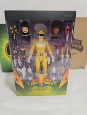 Super7 Mighty Morphin Power Rangers Ultimates Yellow Ranger 7    Action Figure