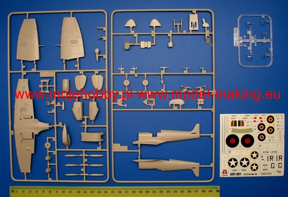 Kit Di Montaggio In Plastica Aereo Scala 1:72 Spitfire RAF US 1943 Ww2 Italeri - Immagine 2 di 2