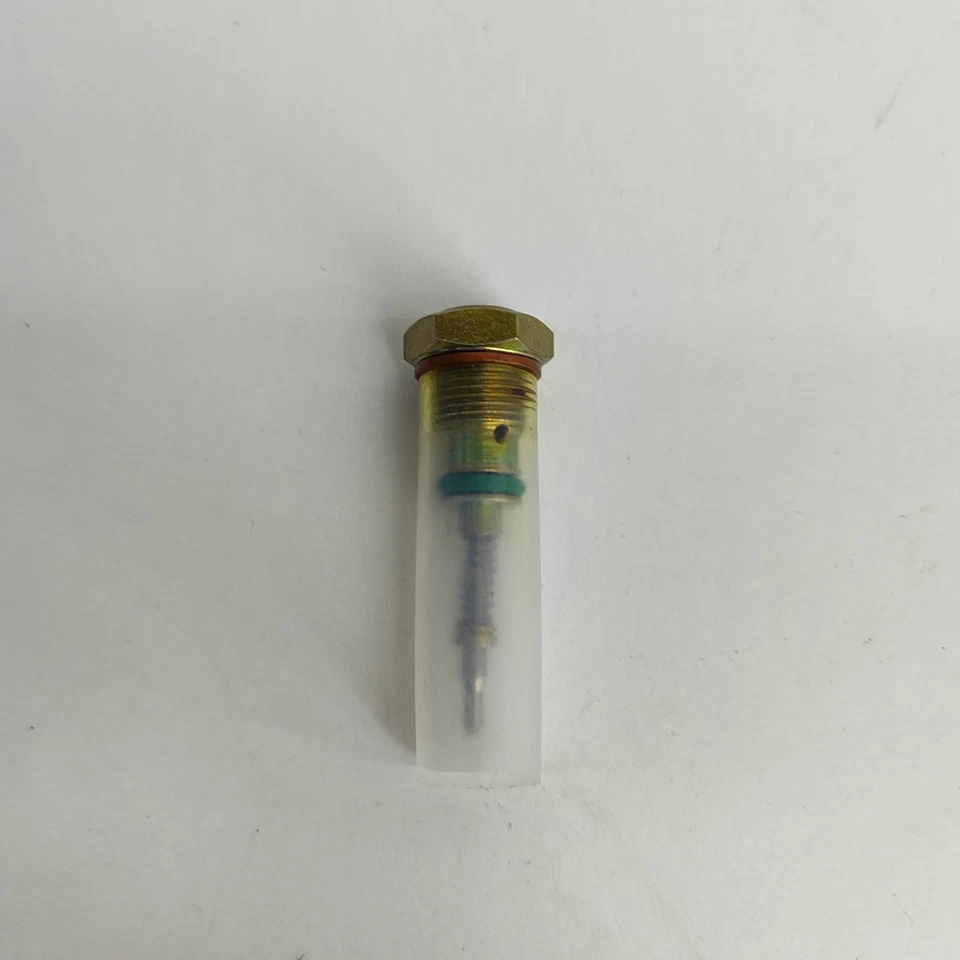 AUDI 200 Fuel Pressure Regulator 035198685 1989 NEW GENUINE - Image 3 of 4