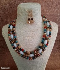 Très jolie parure de bijoux multicolore neuf idée cadeau 
