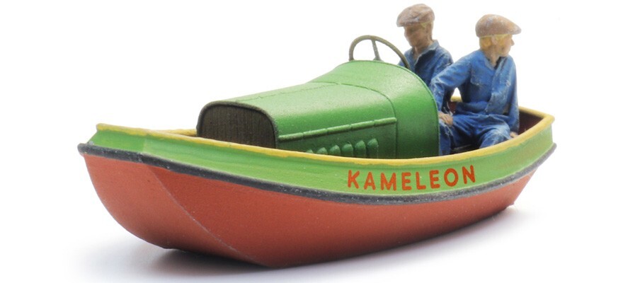 Artitec 387.587 De Kameleon, Boat + 2 Figures HO 1:87