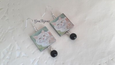 Ohrringe Ohrhänger Holzsockel mit Katze und Perlen Farbe Onyx schwarz
