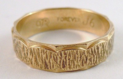 100% Genuine Vintage 9k Solid Yellow Gold Stylish Unique Band Ring Sz 7 or N1/2
