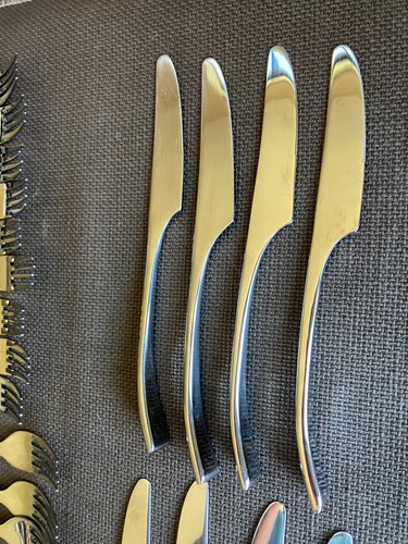 37 Pcs. Zwilling JA Henckels BELLASERA Pattern Glossy 18/10 Stainless Flatware - Picture 13 of 24