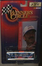 1998 HASBRO WINNER'S CIRCLE 88 DALE JARRETT FORD TAURUS 1/64 DIE CAST CAR