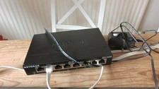 Netgear 8 port Gigabit Ethernet switch GS308v3 lot no 9
