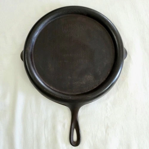 Antique Wagner Ware Greaseless Frying Skillet Cast Iron Sidney -O- No 1102 H
