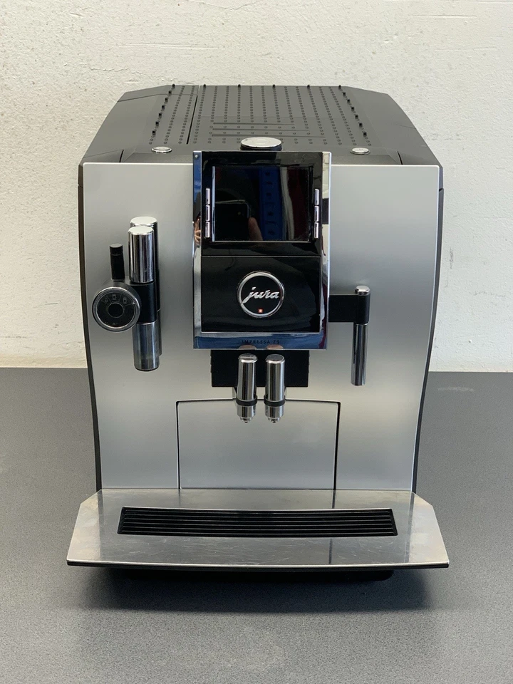 Jura Z9 Kaffeevollautomat Espressomaschine generalüberholt 12M Gewährleistung - Bild 2 von 4