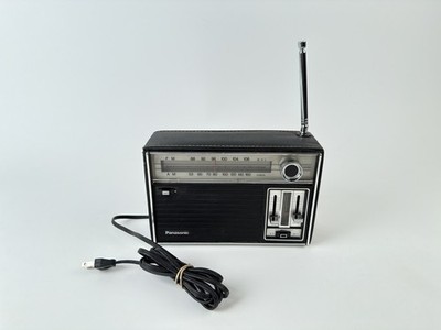 Panasonic RF-933 FM-AM Vintage Transistor Radio TESTED + Works