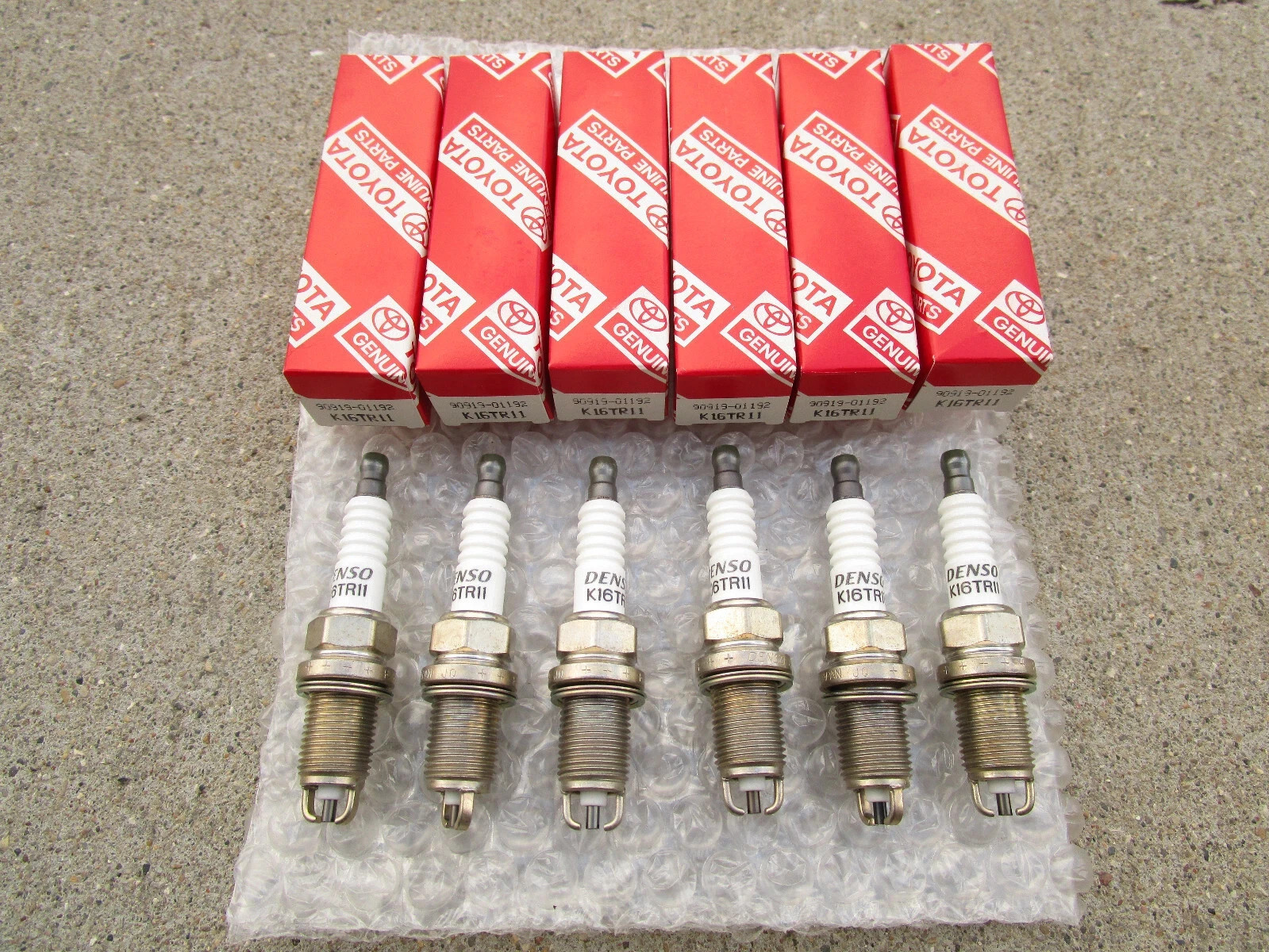 OEM 2000-04 Toyota Tundra  1995-04 Tacoma V6 3.4L Spark Plugs Set of 6