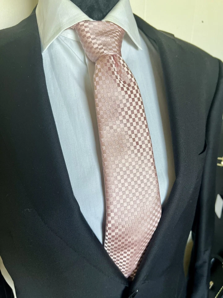 Corbata de seda a cuadros Louis Vuitton rosa micro damier patrón clásico Foto 4 de 4