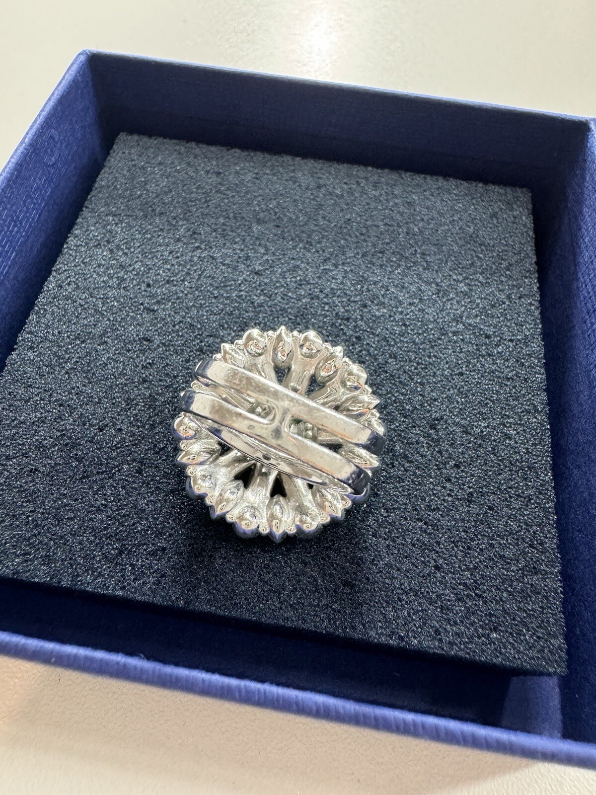 SWAROVSKI ring Round Flower Statement Ring size 5… - image 5