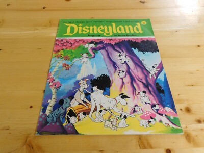 Vintage Disneyland Magazine No 27, August 15, 1972, 101 Dalmatians Cover 