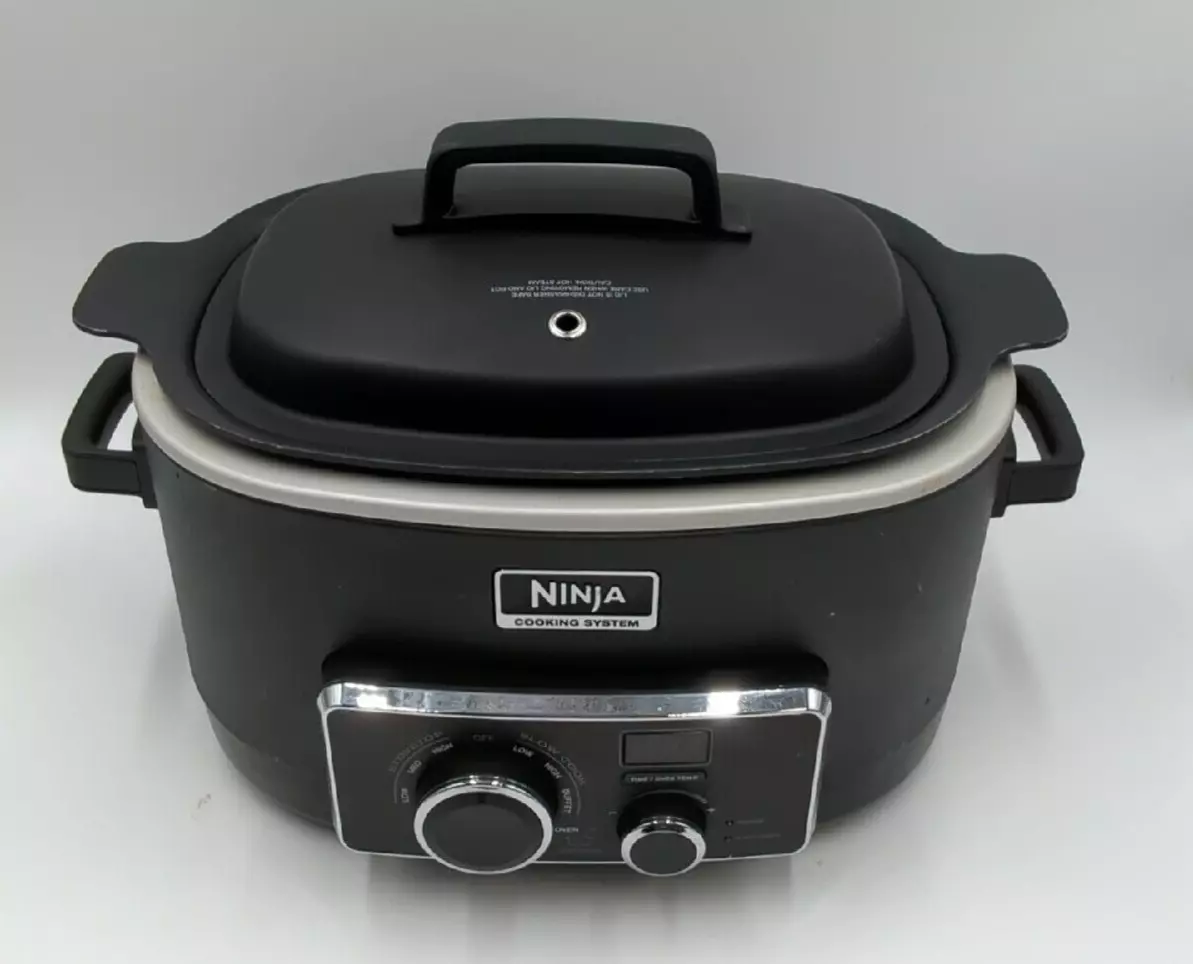 Ninja MC703 Multi Cooker 3-in-1 Cooking System 1200W Roast Bake Buffet Slow  Cook