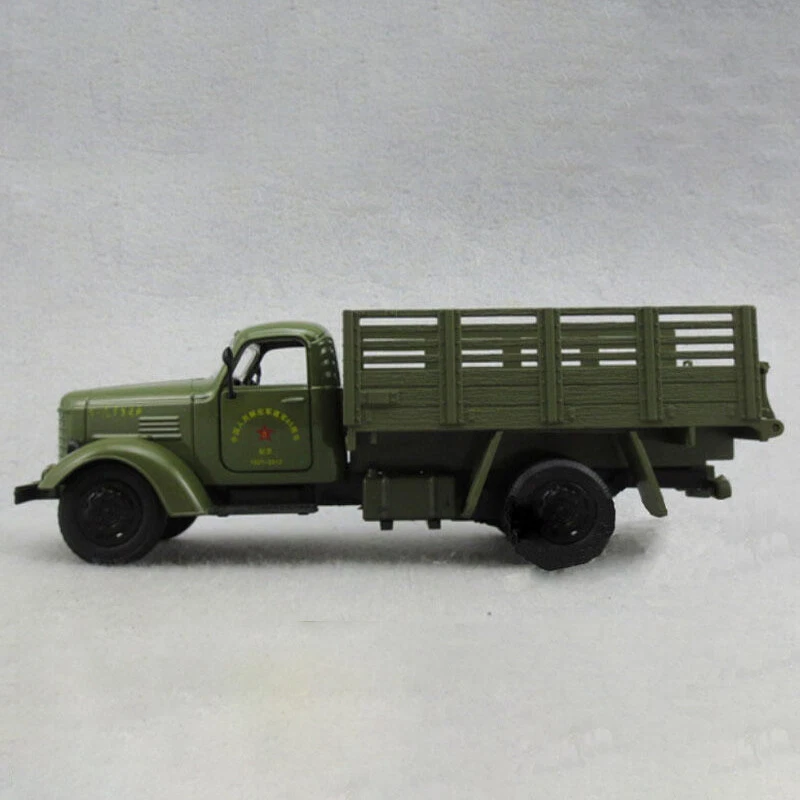 1:32 Army Green Jiefang Military Truck Diecast Car Model W/light Sound Back Toy - Image 3 of 4