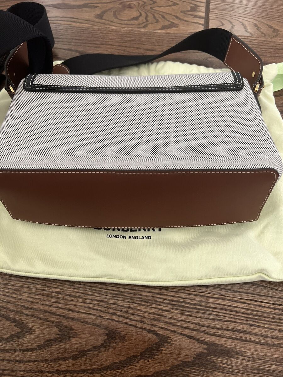 Burberry Horseferry-Print Canvas Leather Medium Note Burberry Horseferry-Print Canvas Leather Medium Note