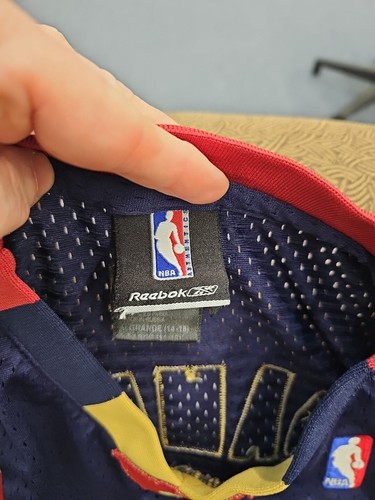 VTG Cleveland Cavaliers Jersey Youth Sz L Reebok Lebron James NBA Stitched - Picture 2 of 6