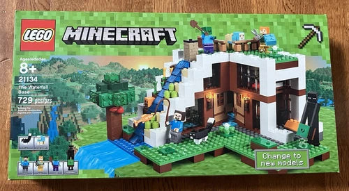 LEGO Minecraft: Die Wasserfallbasis (21134) - Neu in versiegelter Verpackung