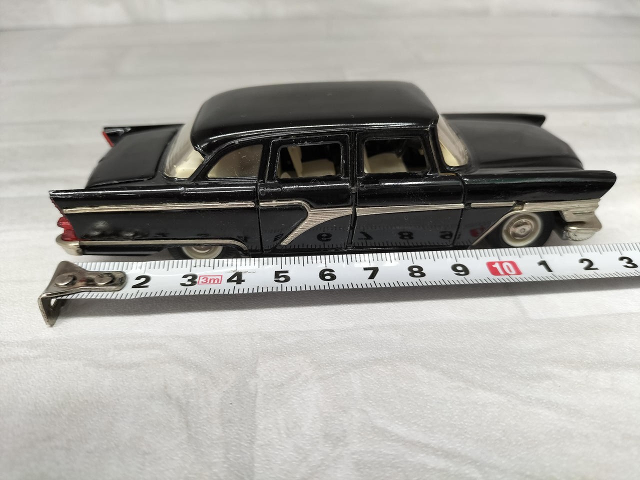 Unknown GAZ 13 Chaika 1959 Diecast el Car 1/43
