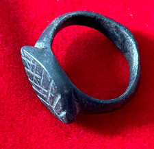 Ancient Roman Bronze Signet Ring 100 - 400 AD Engraved Bezel