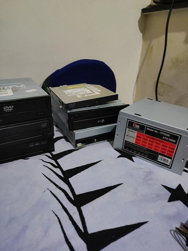 Lotto Informatica Lenovo Fujitsu Asrock Ram Kingston Medion Cpu Intel 500w - Image 4 of 4